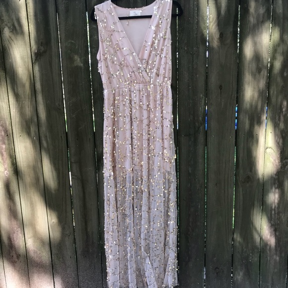 Love Dresses & Skirts - Rose Gold Sequins Dress
